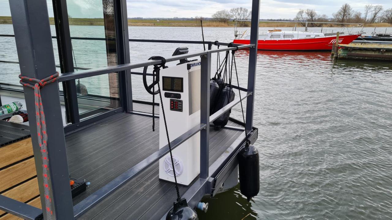 Hausboote Unteres Odertal Hausboot Kranich Ξενοδοχείο Schwedt Εξωτερικό φωτογραφία